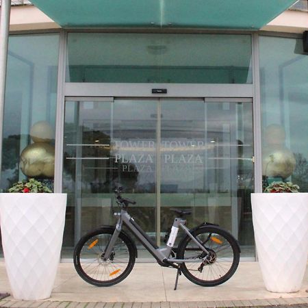Hotel Pisa Tower Plaza Exteriér fotografie The first electric bicycle in the world