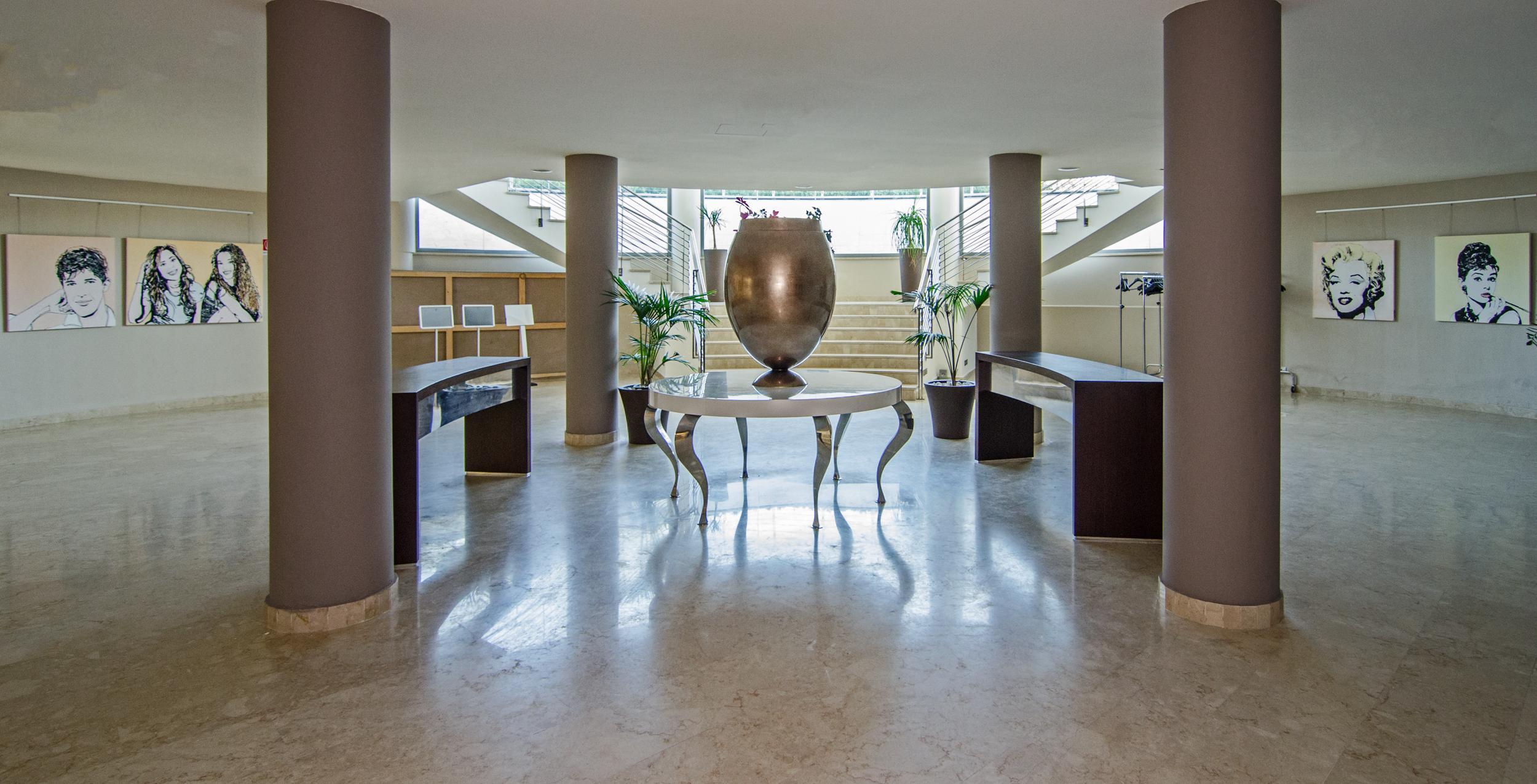 Hotel Pisa Tower Plaza Exteriér fotografie Interior of the hotel