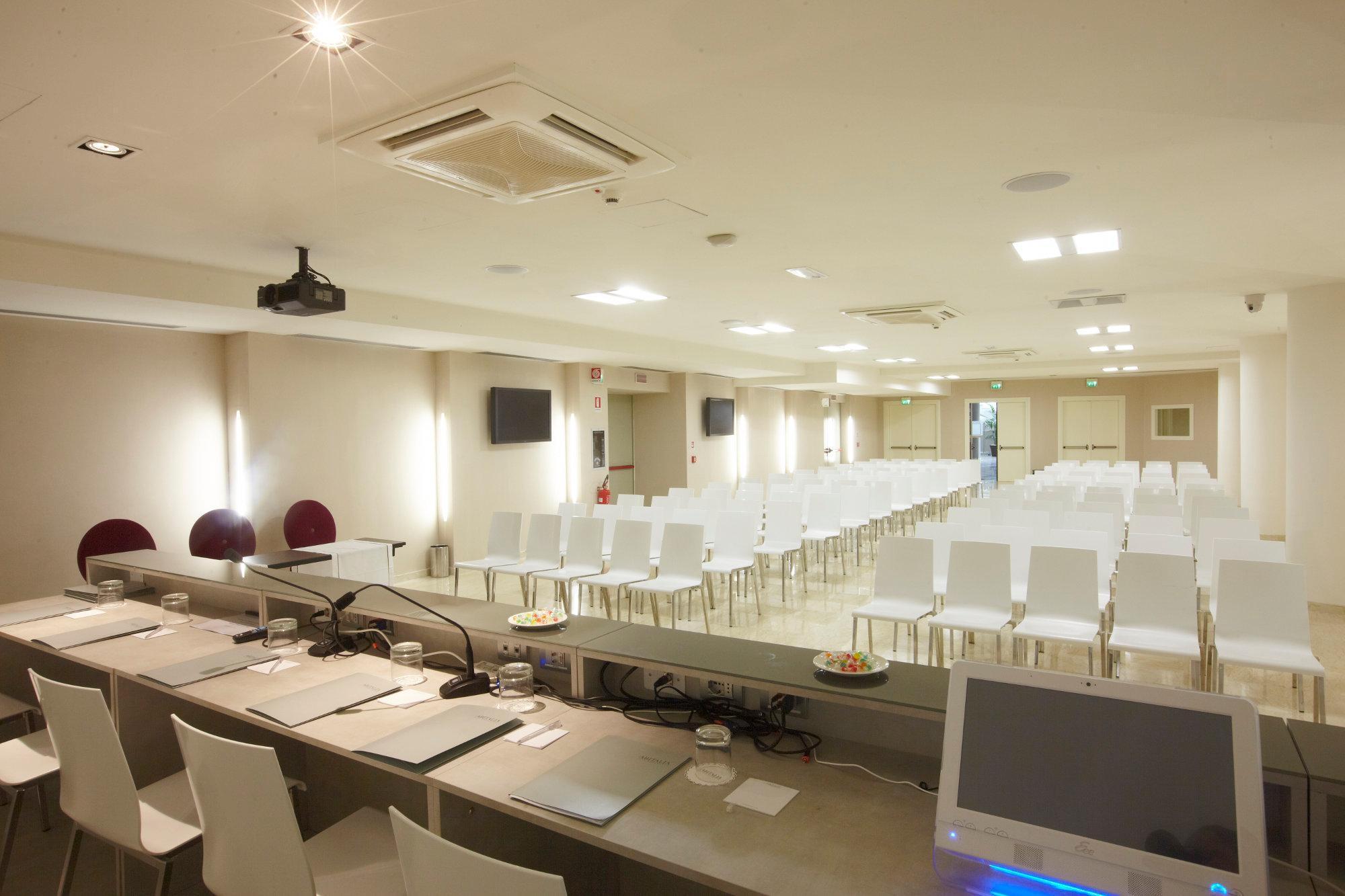 Hotel Pisa Tower Plaza Exteriér fotografie The conference room