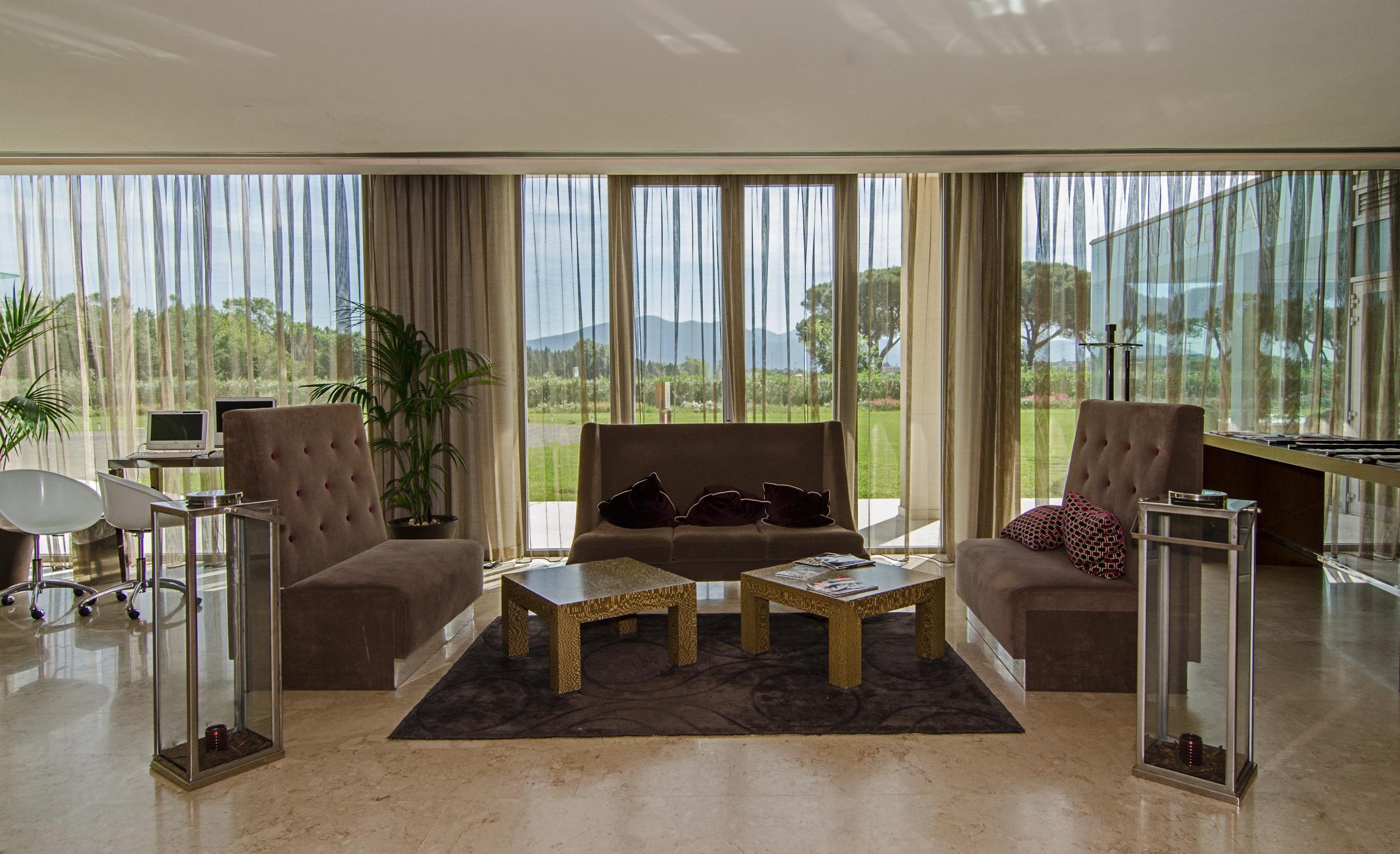 Hotel Pisa Tower Plaza Interiér fotografie The interior of the clubhouse