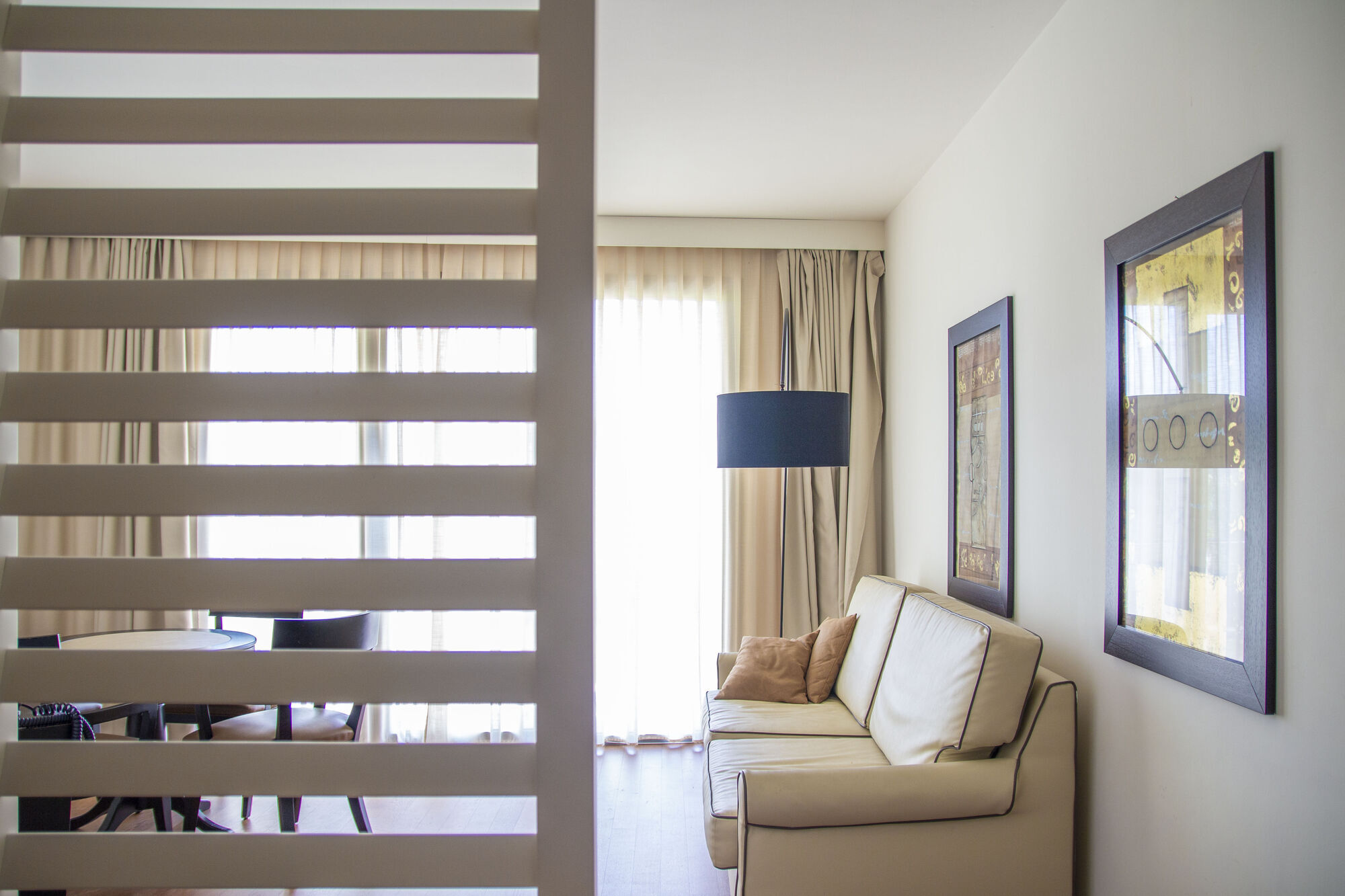 Hotel Pisa Tower Plaza Interiér fotografie A room at the hotel